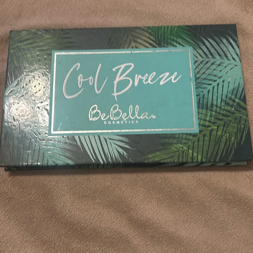 Be Bella Cool Breeze Cosmetics Palette BeBella Bright, Vivid, Neon Colors